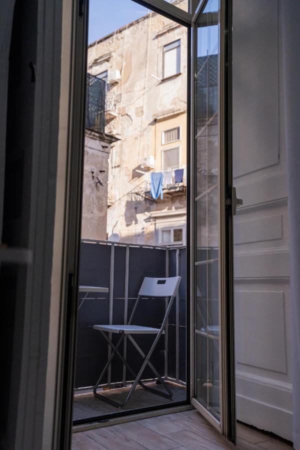 Terno Su Napoli Sanita Acomodação com café da manhã Exterior foto